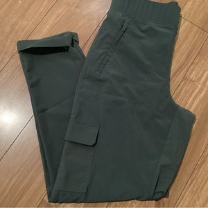 Apana activewear lightweight joggers size S